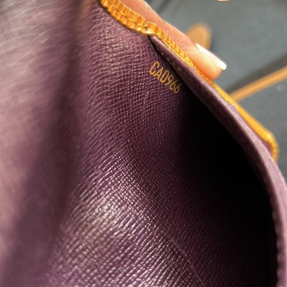 Louis Vuitton Epi Trifold Wallet - Picture 9 of 9